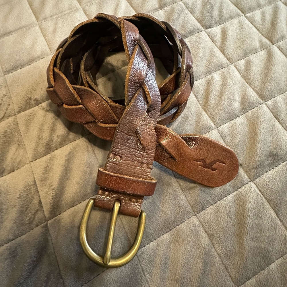 Like NEW! Hollister Women’s leather belt